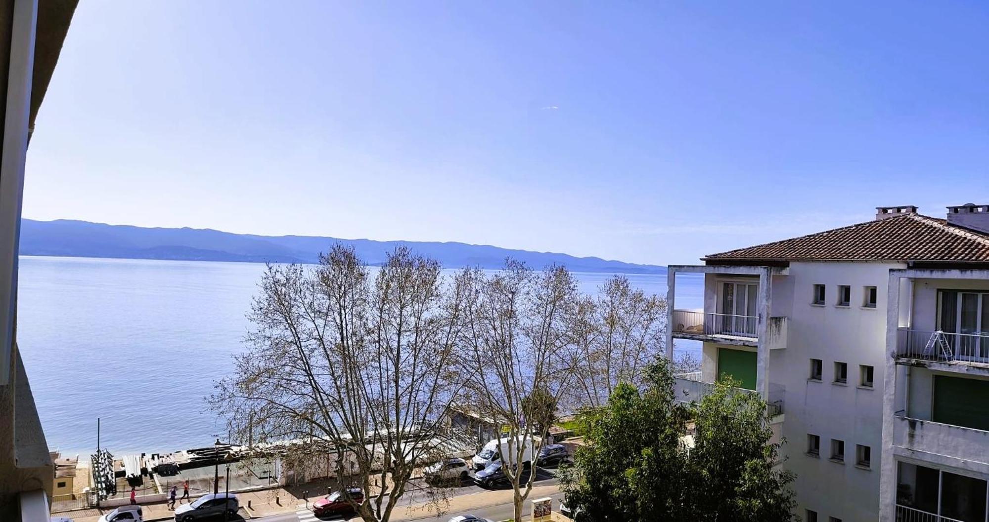 F3-50m From Trottel - Wifi - Air Conditioning